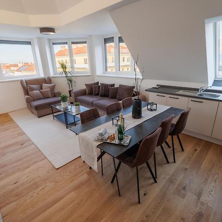 Symphony Apartments 40 - Modern Loft With Terrace And Grill In Central Location Wiedeń Zewnętrze zdjęcie