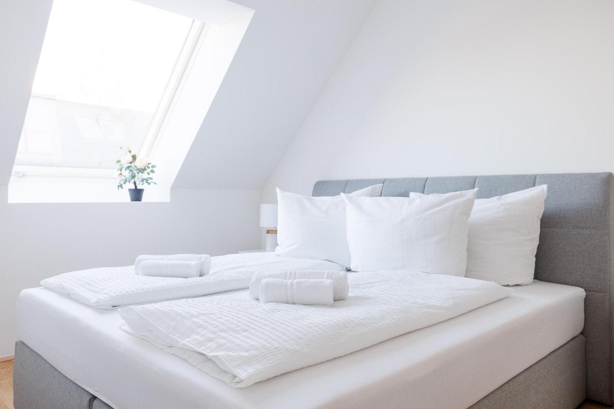 Symphony Apartments 40 - Modern Loft With Terrace And Grill In Central Location Wiedeń Zewnętrze zdjęcie
