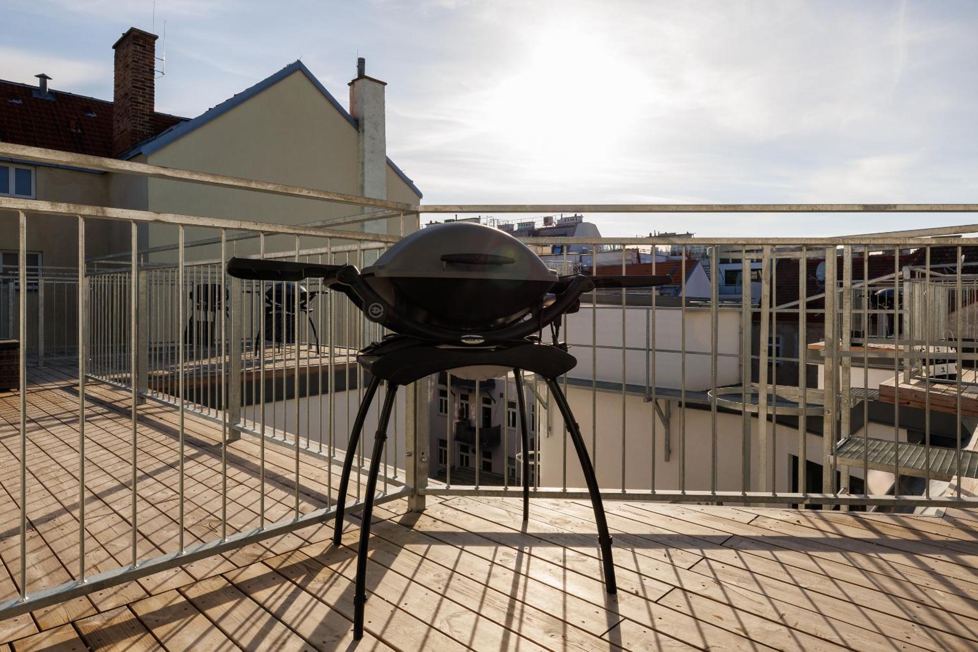 Symphony Apartments 40 - Modern Loft With Terrace And Grill In Central Location Wiedeń Zewnętrze zdjęcie