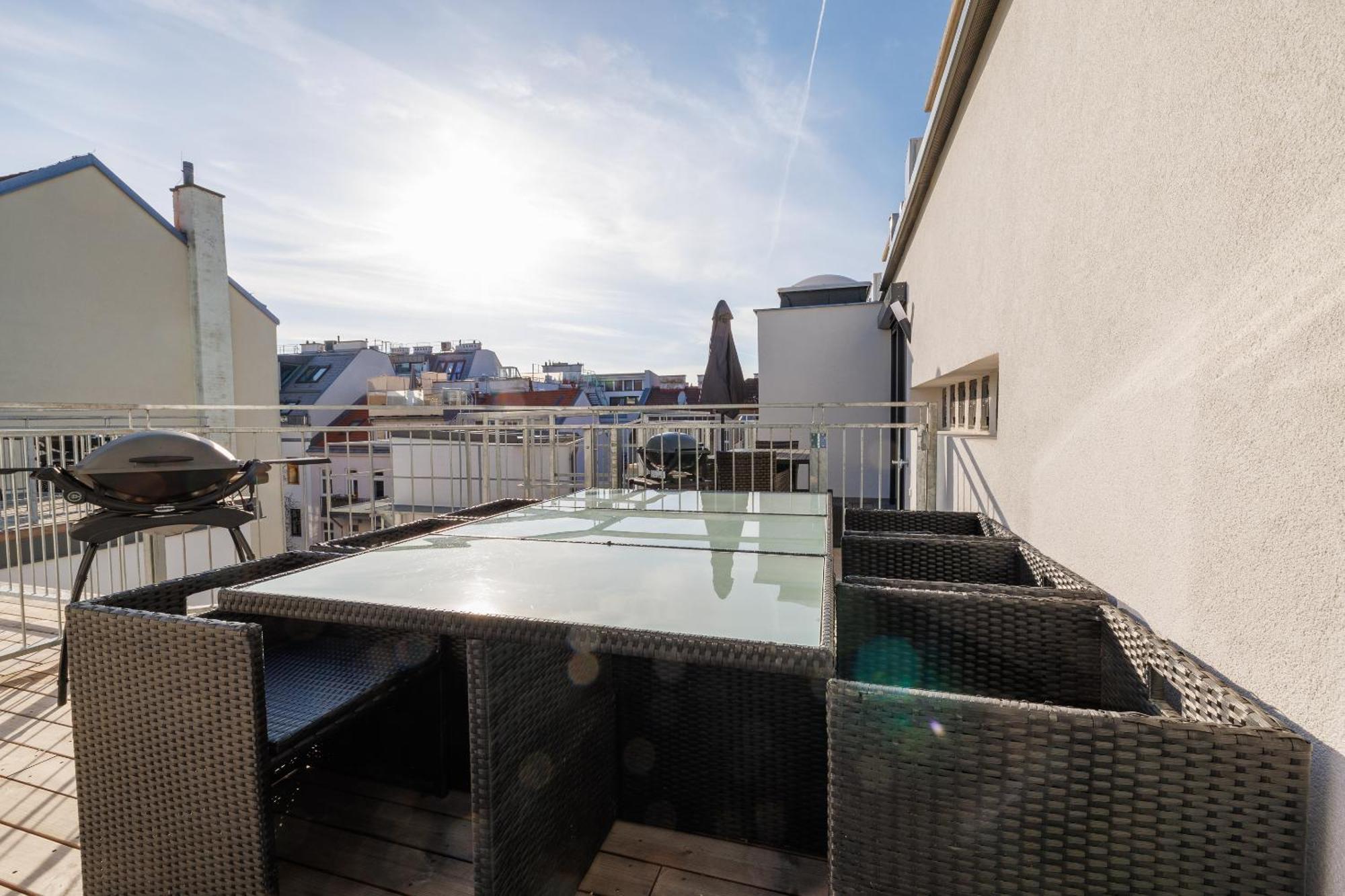 Symphony Apartments 40 - Modern Loft With Terrace And Grill In Central Location Wiedeń Zewnętrze zdjęcie